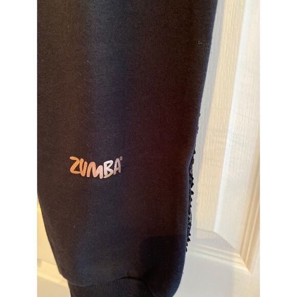 NWT XS Zumba Capri Glitz+Glam Sweat Pants - Picture 6 of 6